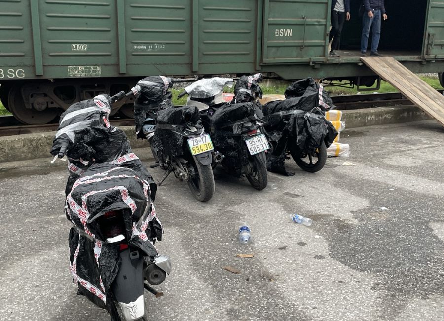 gửi xe máy từ hà nội ra sài gòn